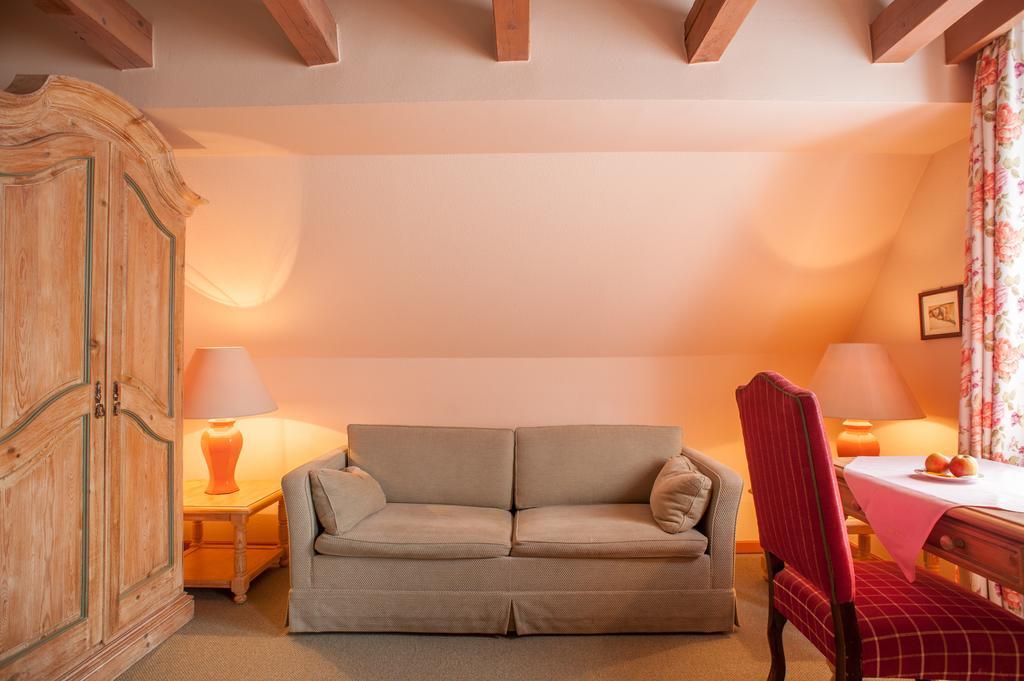 Landhotel Hirsch Τούμπινγκεν Εξωτερικό φωτογραφία